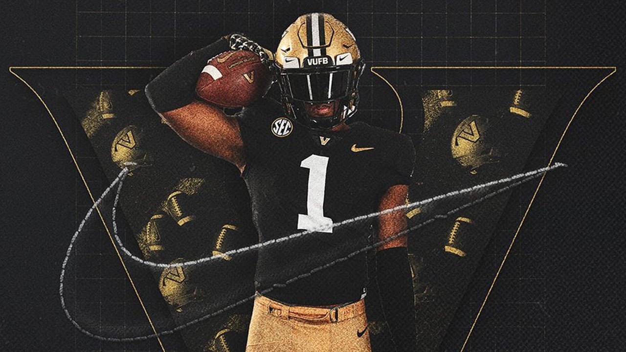 Vanderbilt Football's New Wide Receiver Caught A Body With Poster Dunk So Violent You Will Shriek