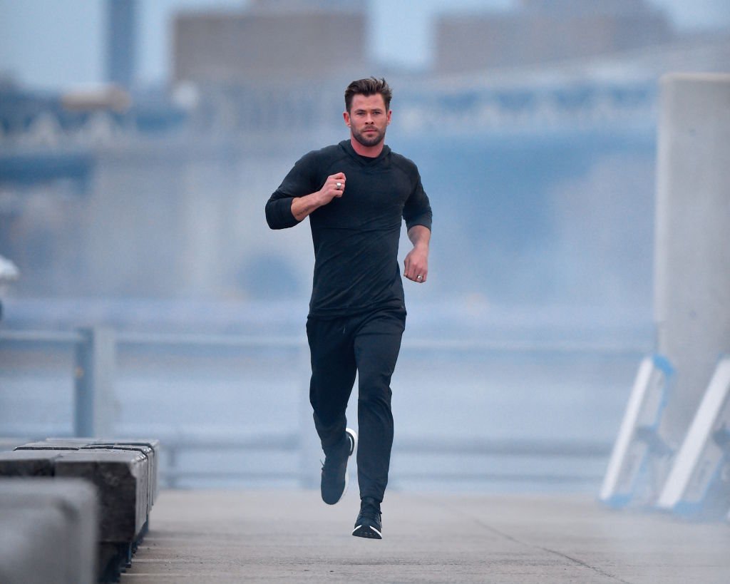Chris Hemsworth Trainer Advises Intermittent Fasting, No Protein Shakes
