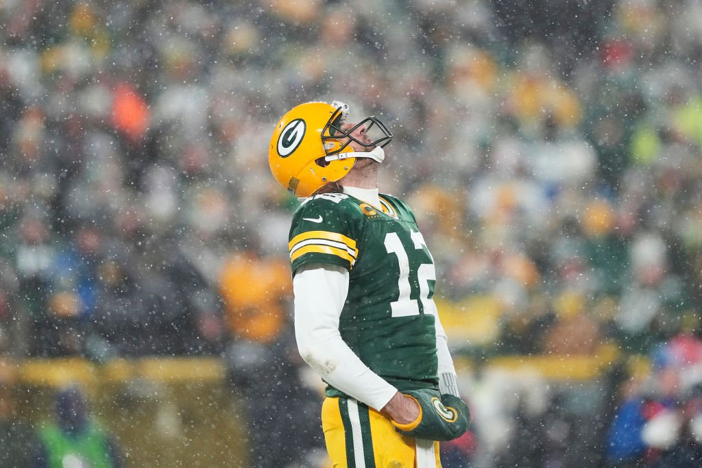 'Aaron Fraudgers' And 'Throw Rogan' Trend On Social Media After Aaron Rodgers And The Green Bay Packers Eliminated From The Playoffs - BroBible