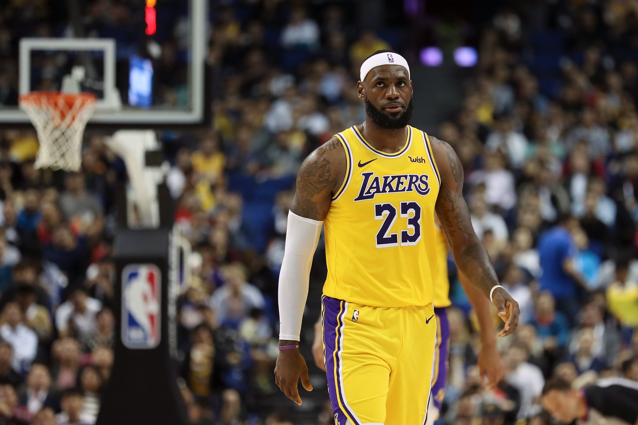 Anonymous NBA Agent Accuses LeBron James Of Running An 'Illegal' Agency, 'Mismanaging' Clients, And Costing Players Millions Of Dollars - BroBible