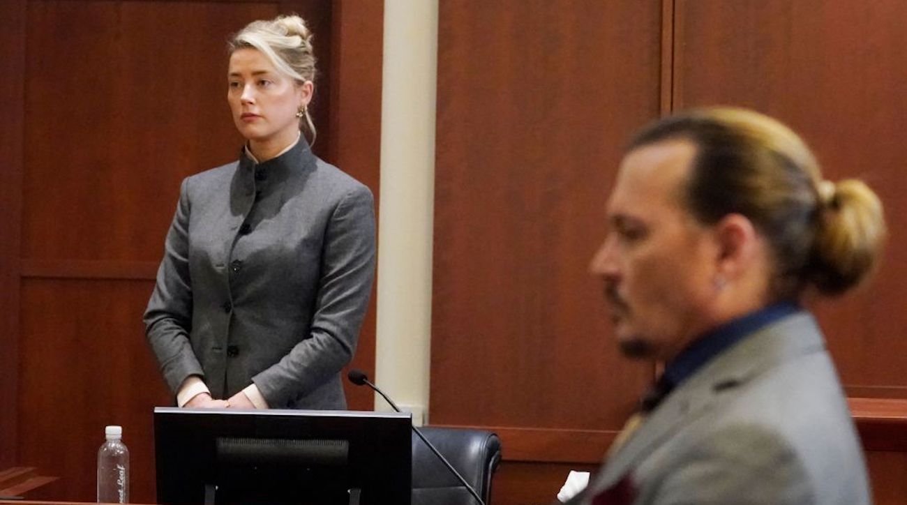 Amber Heard Officially Denies Allegations Of Dropping A Deuce On Johnny Depp's Bed