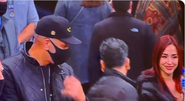 NBA Fans React To Dell Curry Appearing To Flirt With Instagram Model Ana Cheri While Sitting Courtside At Steph Curry's Record-Breaking Game