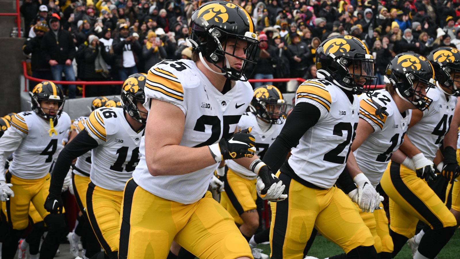 Iowa Reaches New Low As Sportsbooks Dare Gamblers To Bet On Hawkeyes Scoring Just 1 Point Vs Michigan