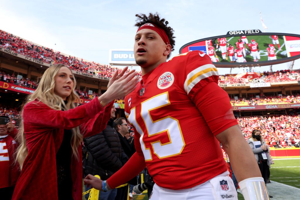 Childhood Photo Of Joe Burrow Spurs A Ton Of Brittany Matthews Jokes