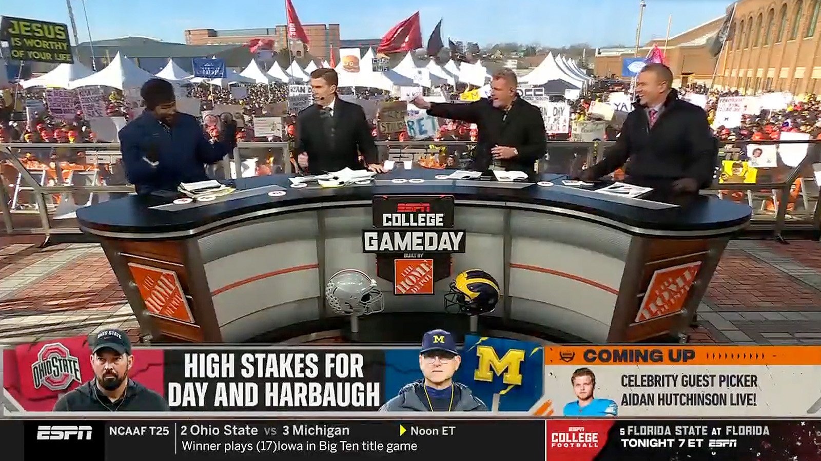 Things Get Super Awkward As Desmond Howard Rips Coworker For Ducking Angry Michigan Fans