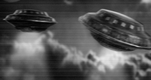 ‘At Least 100’ UFOs With Underwater Capabilities Swarmed Battleships In 2019, Say Navy Crewmembers