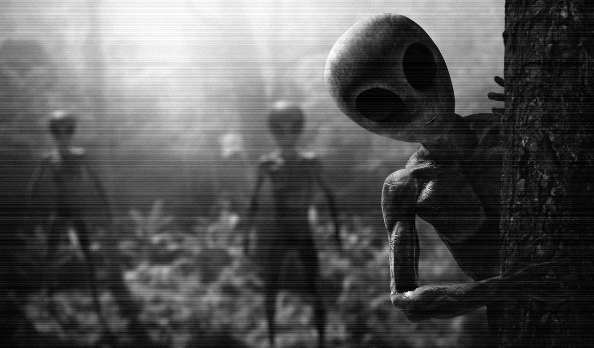 Senate Intelligence Committee Raises Eyebrows With Push To Investigate UFOs That Are 'Not Man-Made'