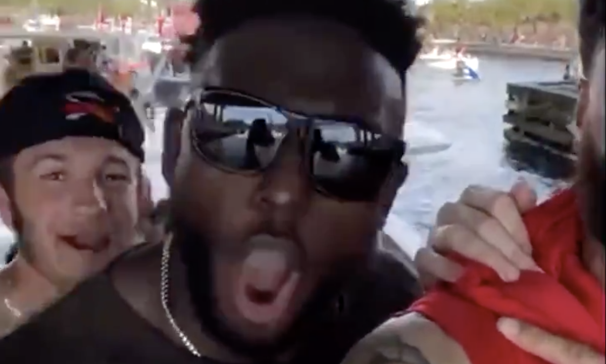 Scotty Miller Dropped Chris Godwin's Phone In The Water During Tampa Bay's Super Bowl Parade