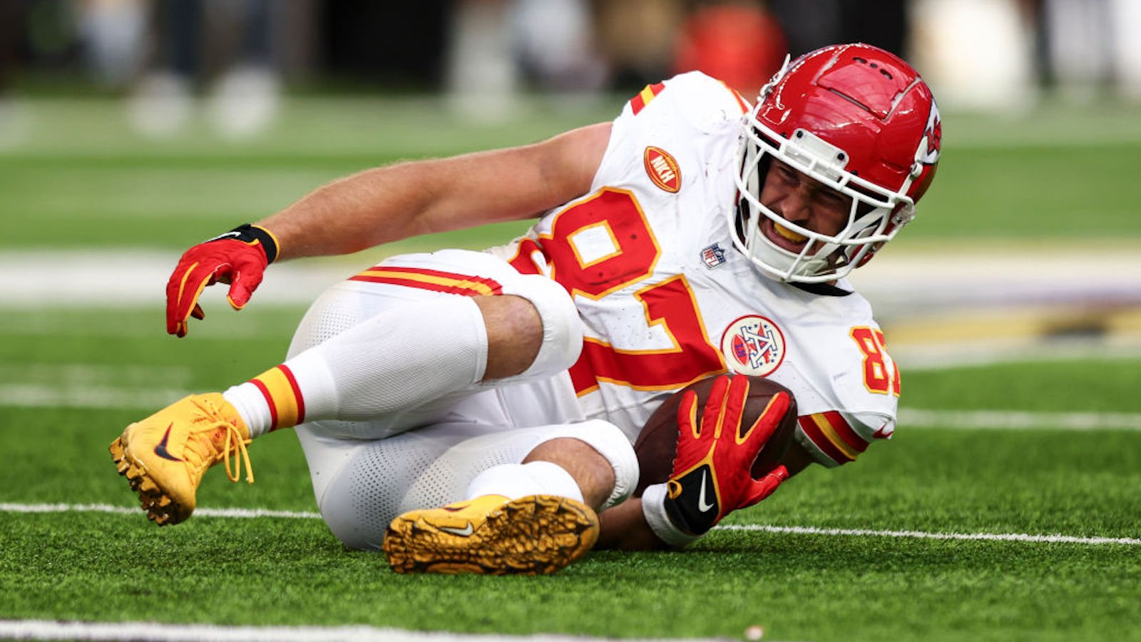 Swifities Are Taking Up Arms With The NFL Over Turf Fields Following Travis Kelce's Injury Scare