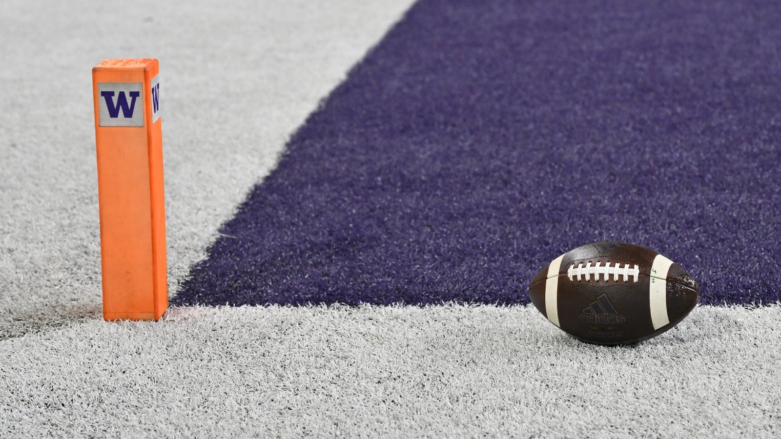 Washington RB Pulls Receipts To Put 'College Football 25' On Blast Over Inaccurate Speed Rating