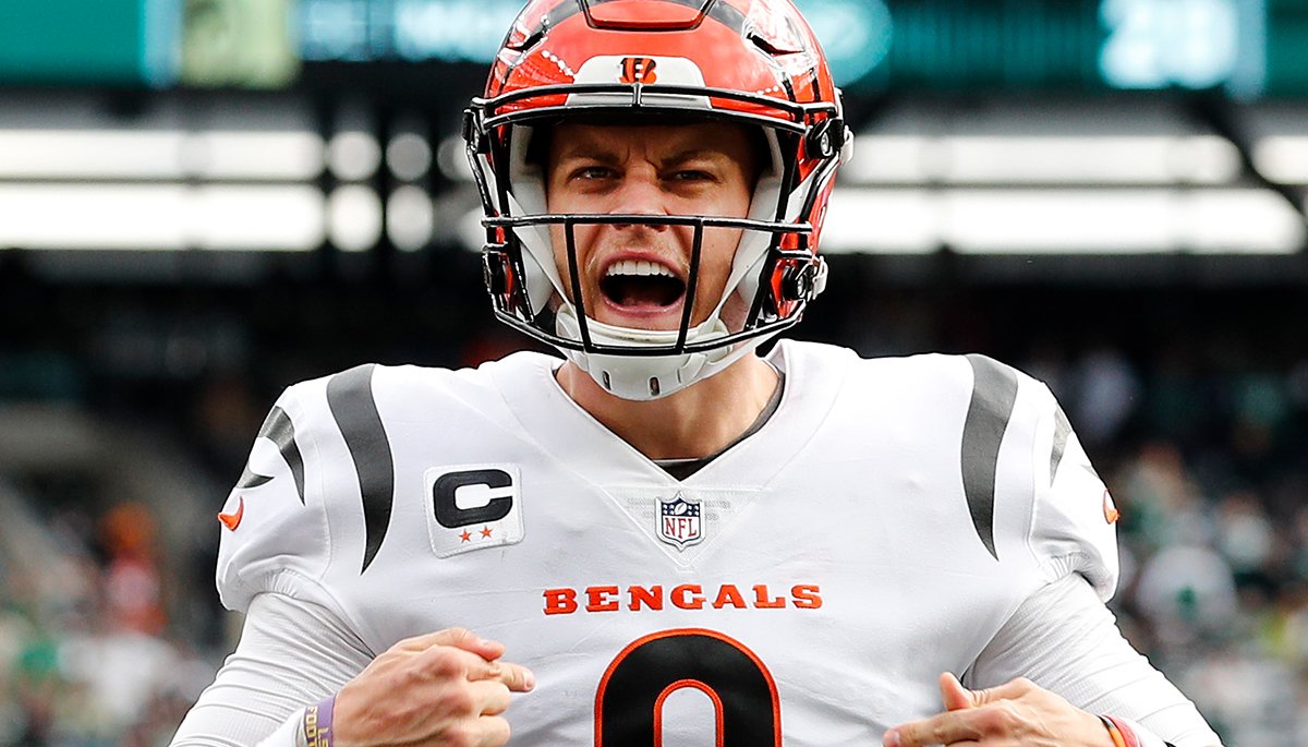 Matthew Stafford's pregame outfit was exact opposite of Joe Burrow's