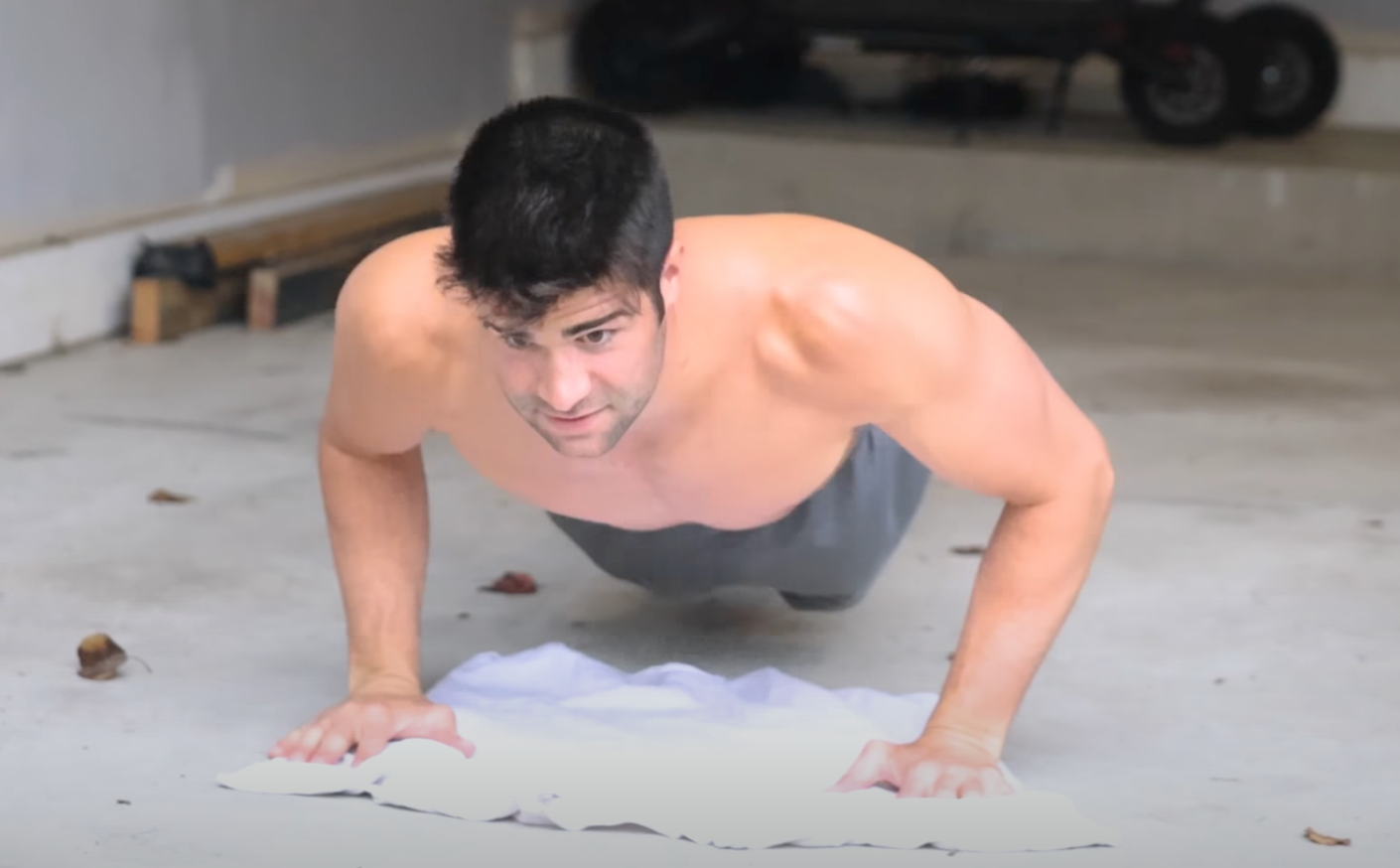 Man does 100 pushups and 50 pullups every day for a week and shares wild results - cover