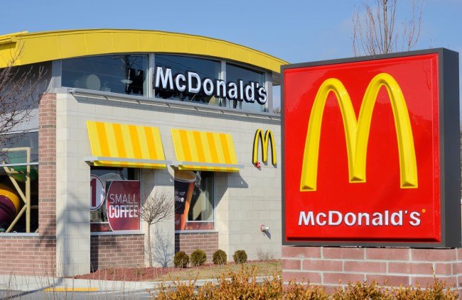 Ex-Employee Warns McDonald’s Customers To Avoid One Drink At All Costs