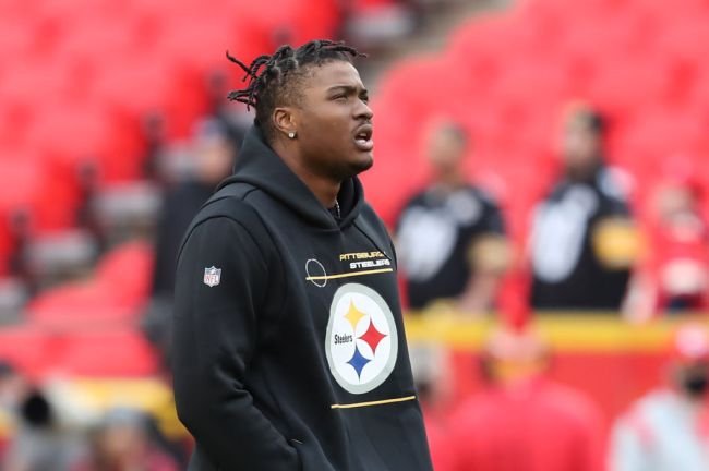 NFL World Reacts In Horror To Reports That Steelers QB Dwayne Haskins Has Been Killed In A Car Accident