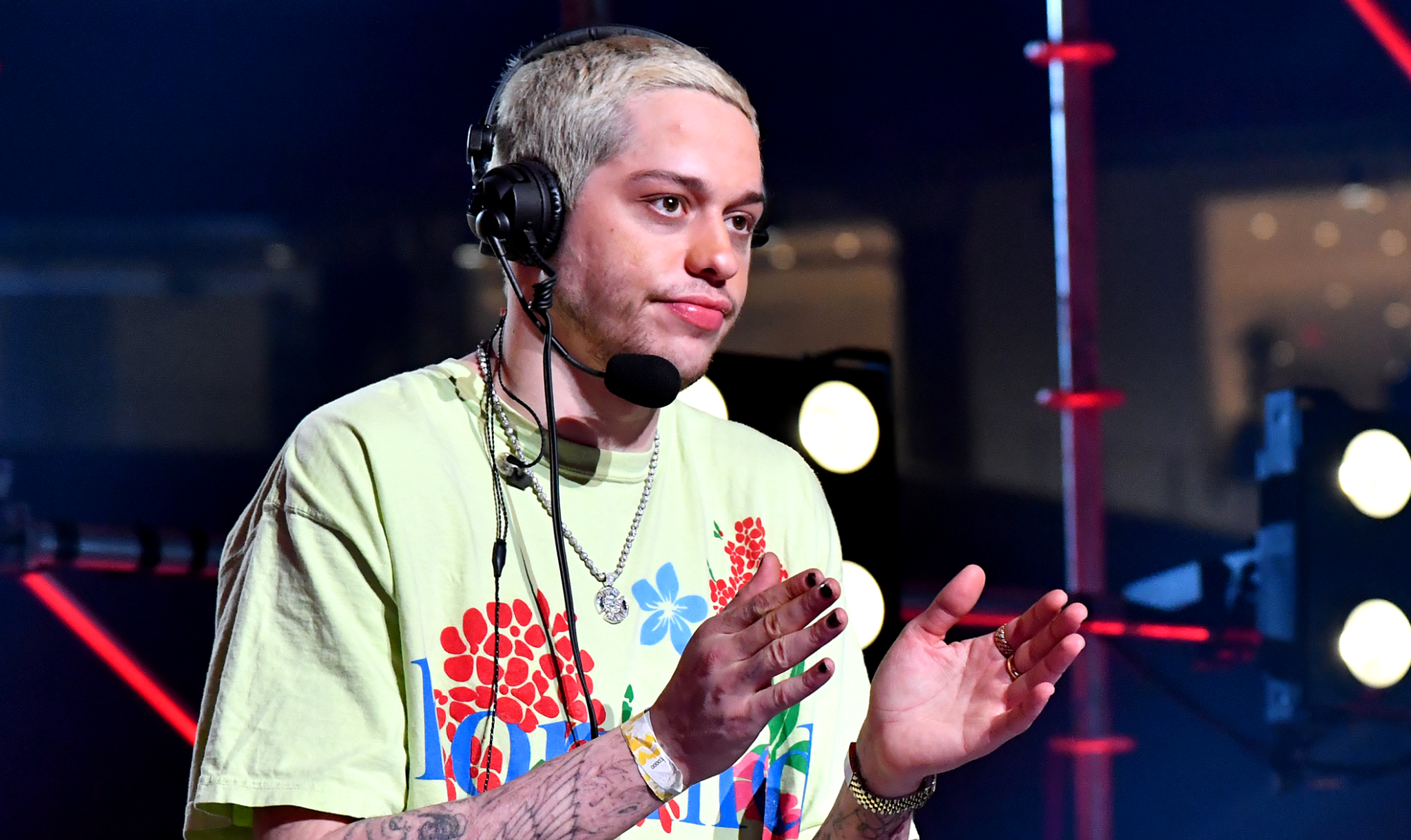 Pete Davidson Reveals His Secret To Approaching Women He Is Interested In Dating - BroBible