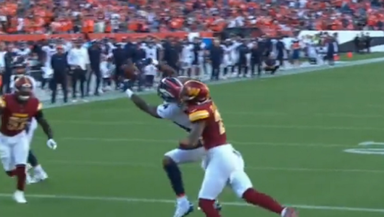 Kareem Jackson ejected for vicious hit on Logan Thomas touchdown catch -  NBC Sports