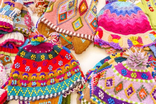 Peru Shopping Guide - Souvenirs to Bring Home with You + Shopping Tip