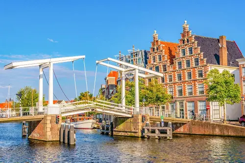 The Best of the Netherlands - Where to Go and What to Do