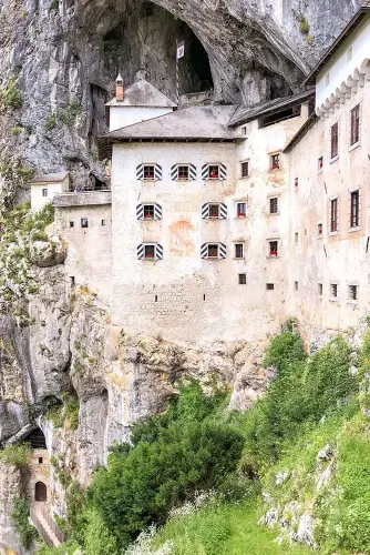 Discovering the Largest Castle in the World Built in a Cave