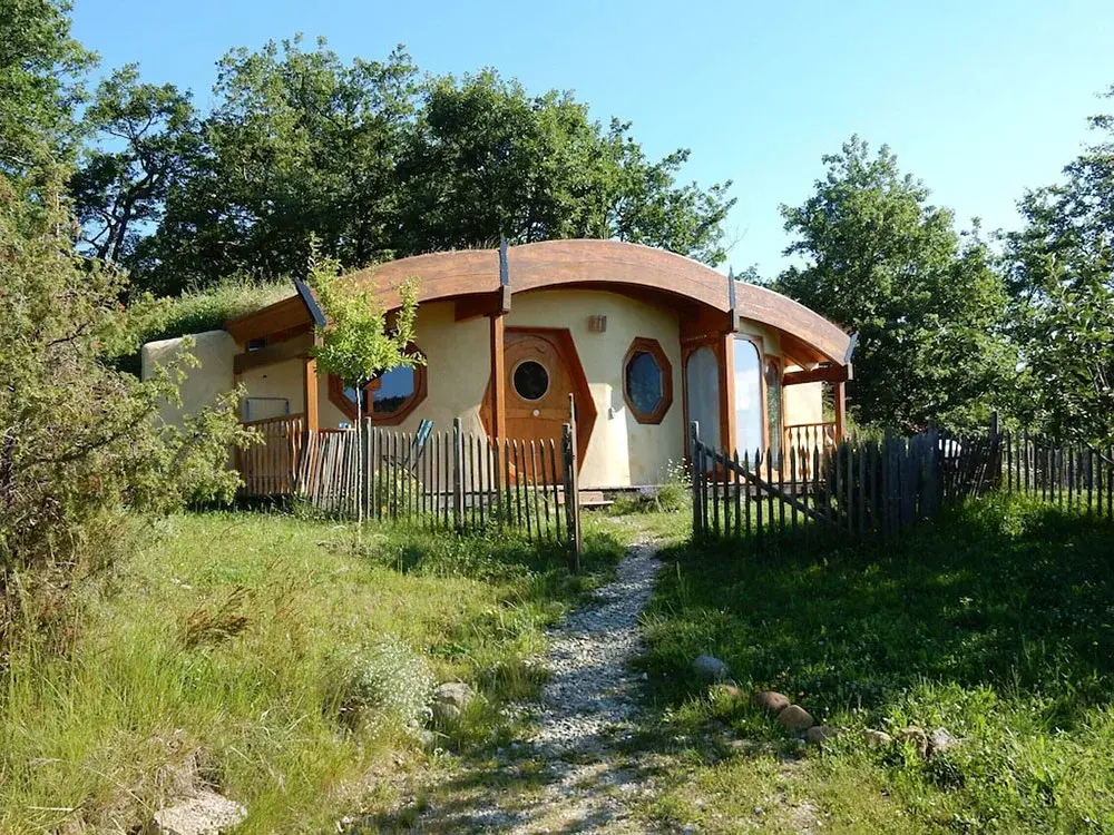 Unique Hobbit Houses To Stay Around The World