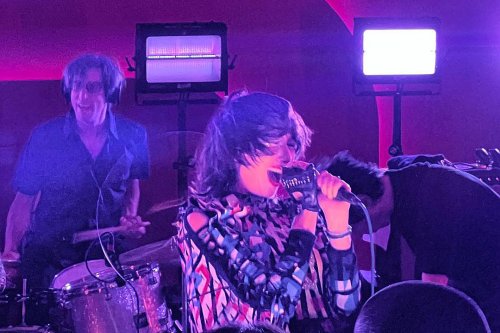 Yeah Yeah Yeahs & The Strokes played NYFW parties (pics & video)