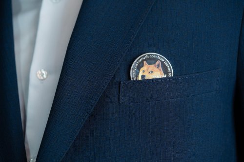 Dogecoin statt Netflix: Regisseur wegen Krypto-Betrug angeklagt