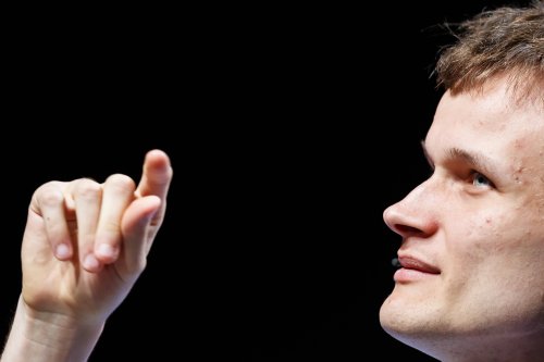 Stress bei Solana – Vitalik Buterin lässt Kryptowährung einstürzen