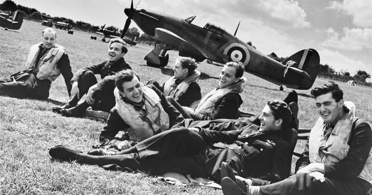 Powerful photos showing devastation, resilience, and hope of WWII