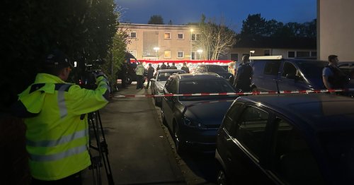 Großeinsatz in Bad Nauheim: Zwei Menschen erschossen - Täter auf der Flucht