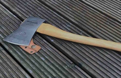 Die besten Trekkingäxte - Unsere Top 5 - BushcraftMagazin.de