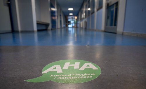 Kassenärzte fordern: Bundesregierung soll alle Corona-Maßnahmen sofort aufheben