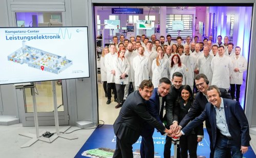 Internes Schreiben von VW zeigt, wie stark die Manager-Gehälter vom neuen Tarifvertrag profitieren — Werker reagieren empört