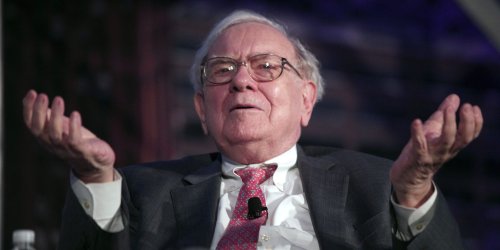 Warren Buffetts Gehalt betrug letztes Jahr nur 100.000 US-Dollar - und er gab 50.000 Dollar an Berkshire Hathaway zurück