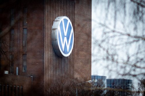 VW verlangt Geld für den verpassten Wandel zur Elektromobilität