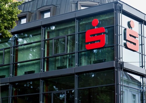Heimliche Millionäre: Das verdienen die Topmanager bei den Sparkassen