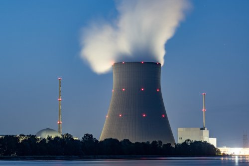Zwei Atomkraftwerke bleiben wohl am Netz: Habeck hält Weiterbetrieb bis 2023 "Stand heute für notwendig"