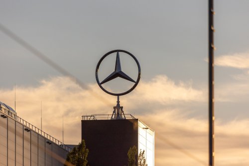 Mercedes-Plan in der Halbleiterkrise: Die Stuttgarter wollen in Zukunft Chips horten, damit es nicht mehr zu Engpässen kommt