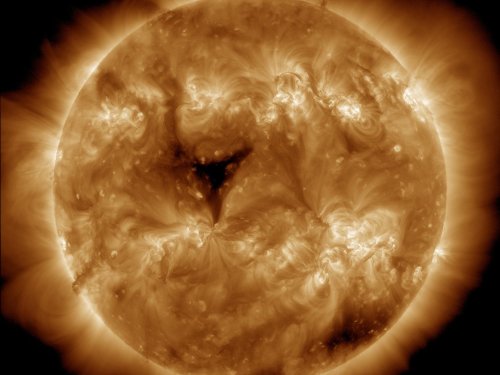 Auf der Sonne ist ein zweites "Loch" entstanden, das 20 Mal so groß wie die Erde ist: Das sind die Auswirkungen für uns