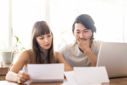 Gebühren-Post für Millionen von Bankkunden: Das solltet ihr tun, wenn euch euer Finanzinstitut diesen Brief schickt