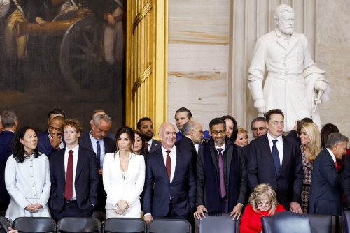 Diese Unternehmen haben für Trumps Amtseinführung gespendet – so stark sind ihre Aktienkurse seitdem gefallen