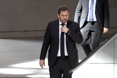 Start im Finanzministerium: Lars Klingbeil muss Milliarden bewegen – und schon die Weichen für 2029 stellen