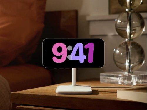 Apple will euer iPhone in ein intelligentes Display für den Nachttisch verwandeln – darum sollte Amazon sich Sorgen machen