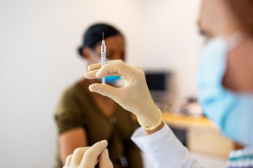 Zahlen zu Delta: Warum immer mehr Geimpfte an Covid-19 sterben — das aber nicht an Problemen mit der Impfung liegt