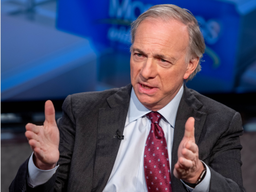 Moody’s stuft die USA herab: Jetzt warnt Hedgefonds-Manager Ray Dalio vor einem unterschätzten Risiko