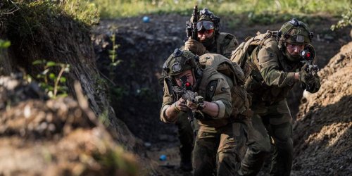 Westliche Panzer funktionieren im Ukraine-Krieg nicht, weil sie nicht für einen Konflikt dieser Intensität konzipiert wurden, sagt ein Militäranalyst