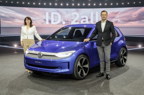 VW: Darum ist die neue Version des Golf 8 von Tesla inspiriert