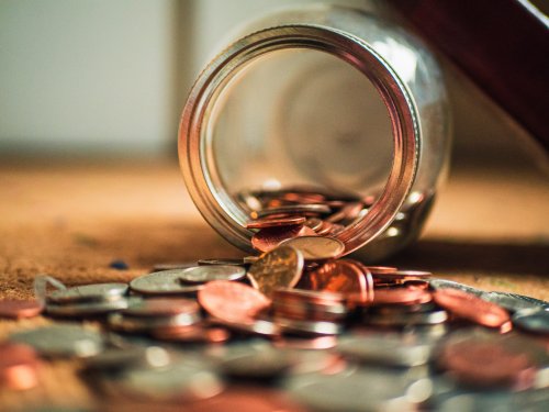 Ein Mann wurde mit 35 Jahren zum Millionär – durch fünf einfache Finanz-Lektionen seiner Mutter