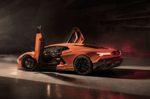 „Unsere Kundschaft greift nochmals tiefer in die Tasche“: Wie Lamborghini im VW-Konzern den Margen-Meister Porsche überholt