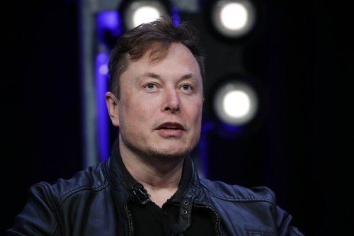 Elon Musk nennt seine eigenen Tesla-Fabriken in Berlin und Austin "riesige Geldverbrennungsöfen"