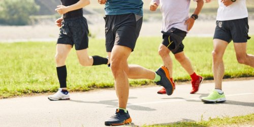 Ein Lauf-Leitfaden für alle, die Gewicht verlieren wollen — mit einem Monats-Trainingsplan für Anfänger